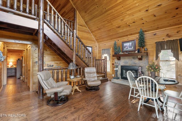 2026 Bill Flagle Way, Sevierville, TN 37876