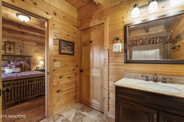 2026 Bill Flagle Way, Sevierville, TN 37876