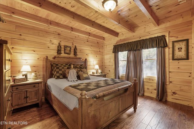 2026 Bill Flagle Way, Sevierville, TN 37876