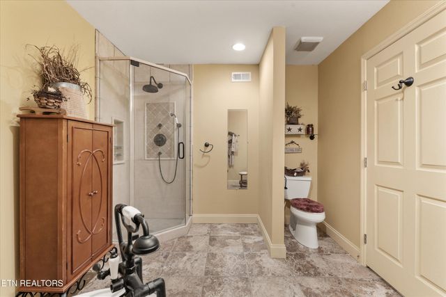 2026 Bill Flagle Way, Sevierville, TN 37876