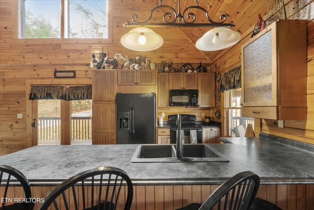 2026 Bill Flagle Way, Sevierville, TN 37876