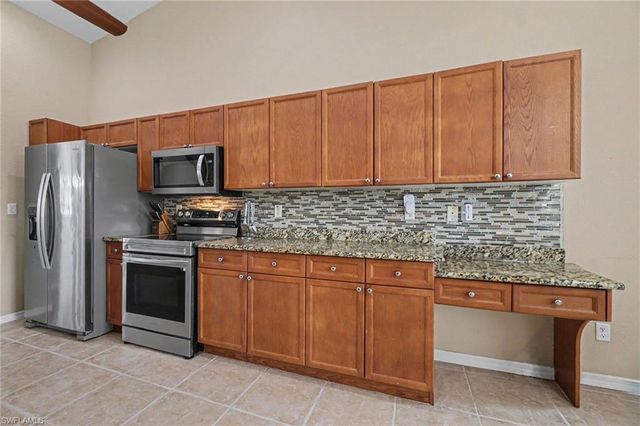 1143 NW 20th PL, Cape Coral, FL 33993