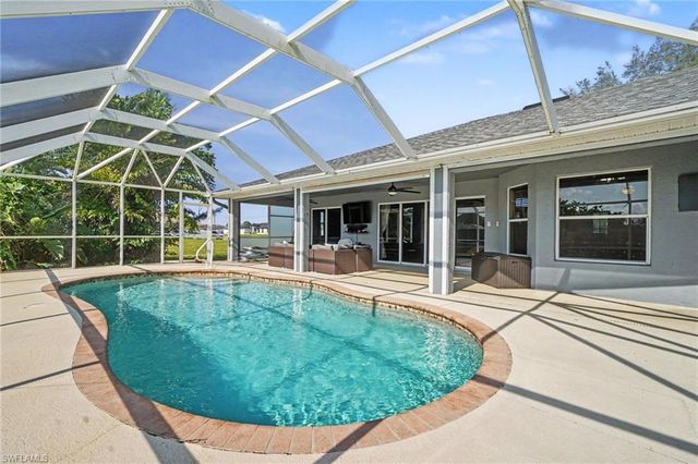 1143 NW 20th PL, Cape Coral, FL 33993