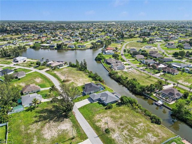 1143 NW 20th PL, Cape Coral, FL 33993