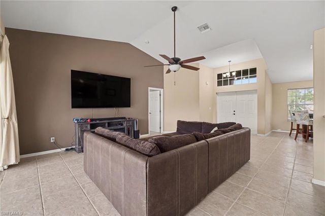1143 NW 20th PL, Cape Coral, FL 33993