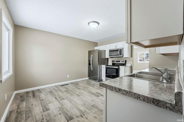 2533 Evans Street, Fort Wayne, IN 46806