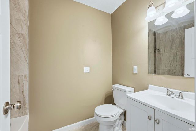 2533 Evans Street, Fort Wayne, IN 46806