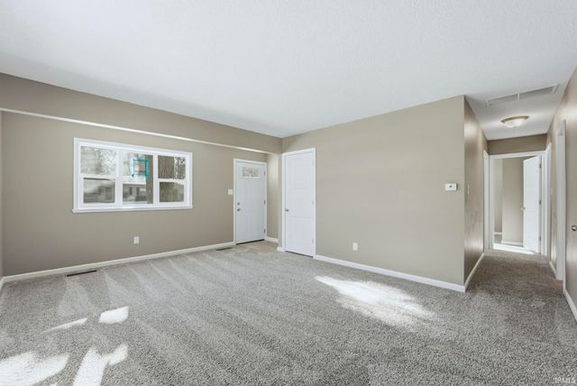 2533 Evans Street, Fort Wayne, IN 46806