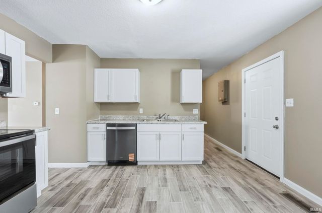 2533 Evans Street, Fort Wayne, IN 46806