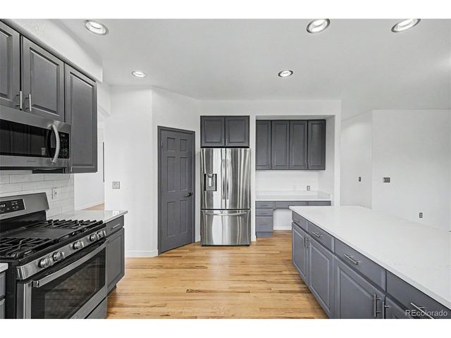 4624 S Hampton Cir, Boulder, CO 80301