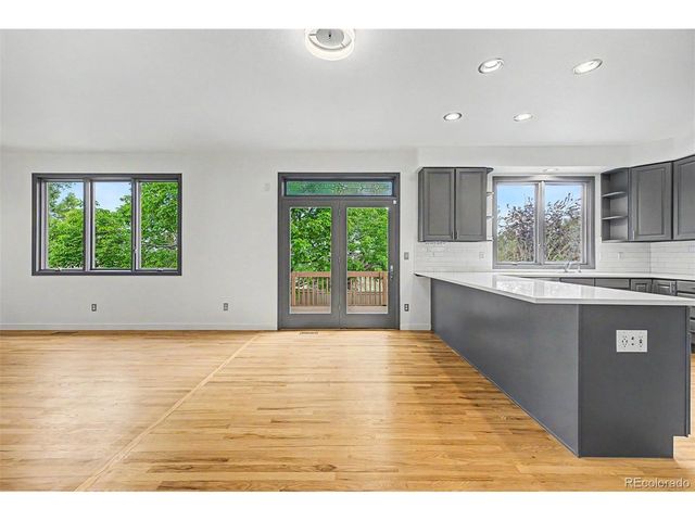 4624 S Hampton Cir, Boulder, CO 80301