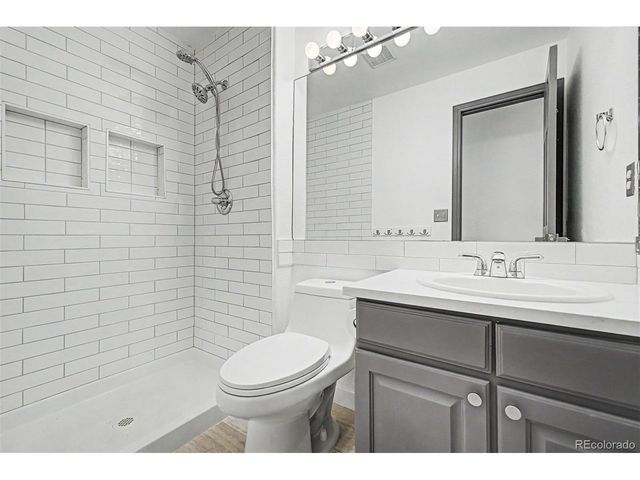 4624 S Hampton Cir, Boulder, CO 80301