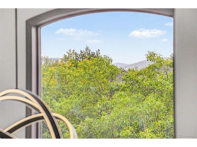 4624 S Hampton Cir, Boulder, CO 80301