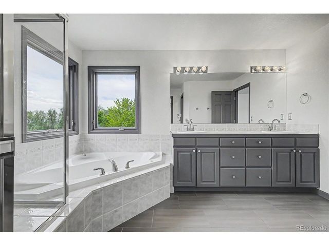 4624 S Hampton Cir, Boulder, CO 80301