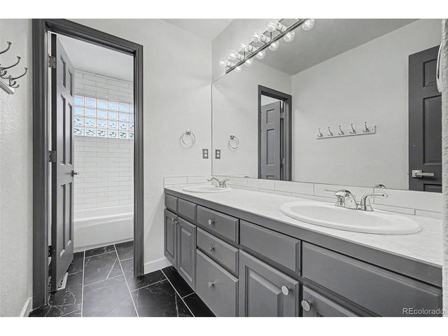 4624 S Hampton Cir, Boulder, CO 80301