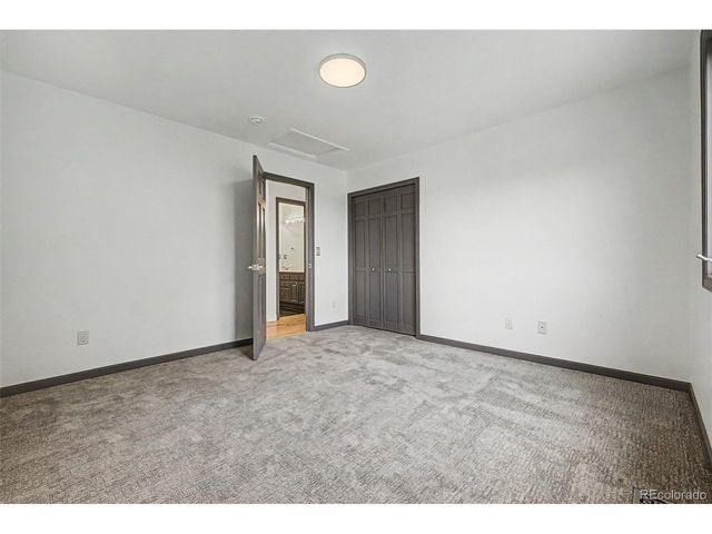 4624 S Hampton Cir, Boulder, CO 80301