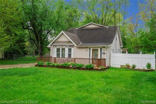 33805 Orangelawn Street, Livonia, MI 48150