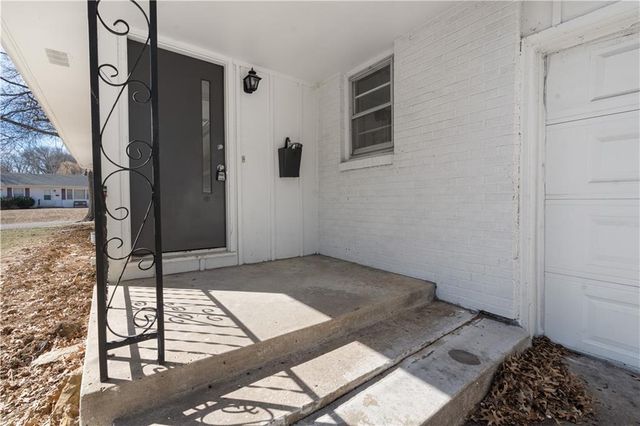 8604 E 84th Terrace, Raytown, MO 64138