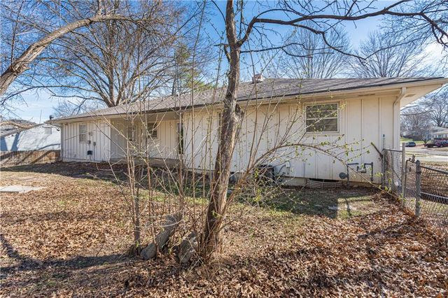 8604 E 84th Terrace, Raytown, MO 64138