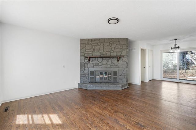 8604 E 84th Terrace, Raytown, MO 64138