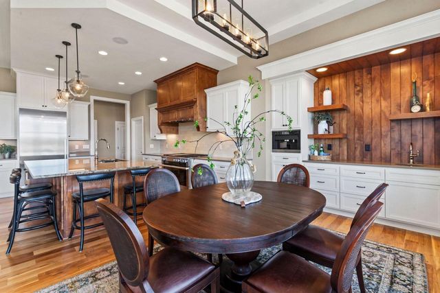 N33W29424 Millridge ROAD, Pewaukee, WI 53072