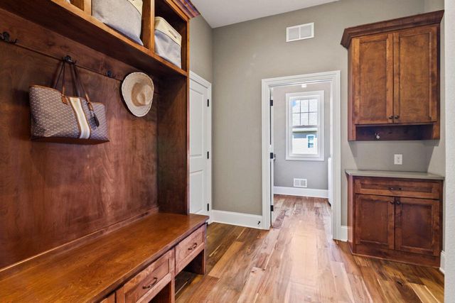 N33W29424 Millridge ROAD, Pewaukee, WI 53072