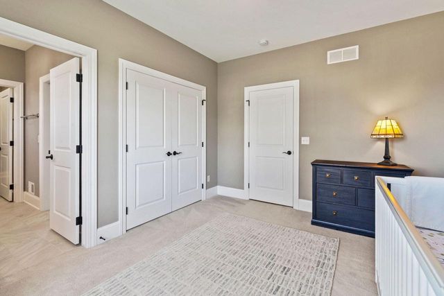 N33W29424 Millridge ROAD, Pewaukee, WI 53072
