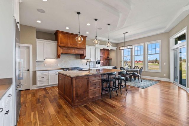 N33W29424 Millridge ROAD, Pewaukee, WI 53072