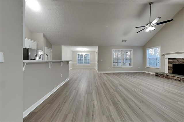 230 Lake Valley Drive, Loganville, GA 30052