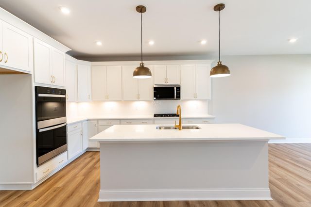 9521 La Croisette, Union, KY 41091