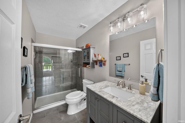 52116 Falcon Chase Drive, Granger, IN 46530