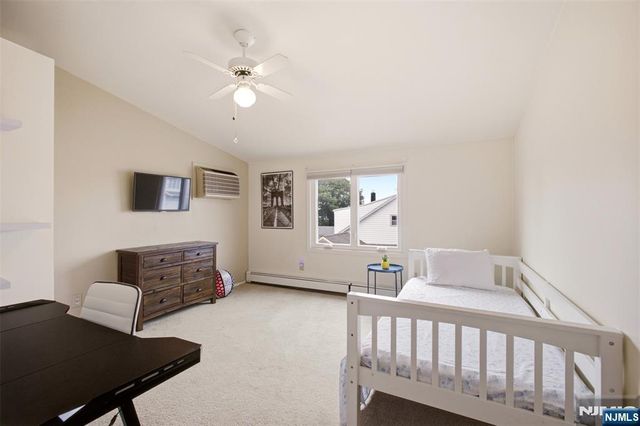640 New York Avenue, Lyndhurst, NJ 07071
