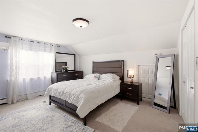 640 New York Avenue, Lyndhurst, NJ 07071
