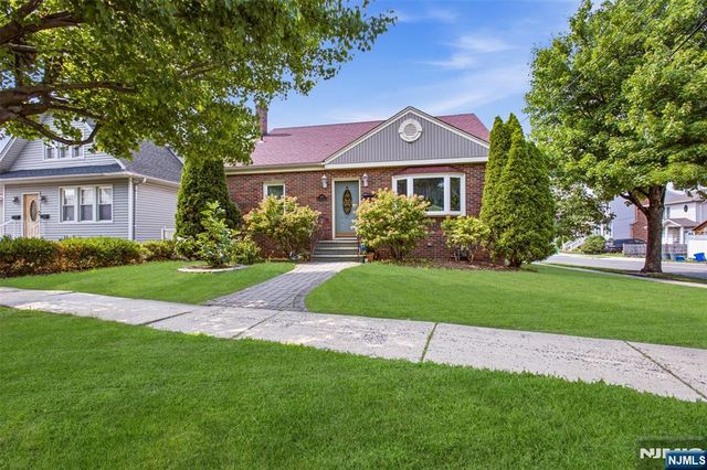 640 New York Avenue, Lyndhurst, NJ 07071
