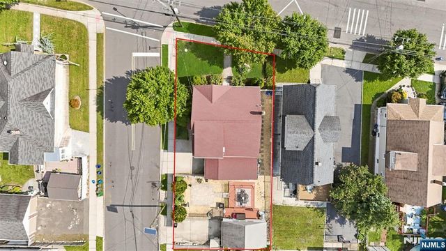 640 New York Avenue, Lyndhurst, NJ 07071