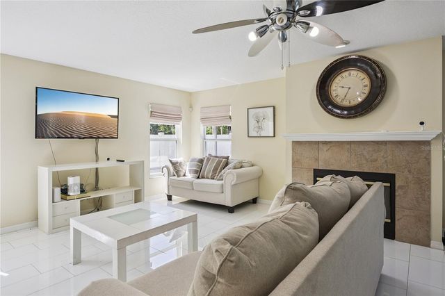 644 FLOWER FIELDS LANE, Orlando, FL 32824