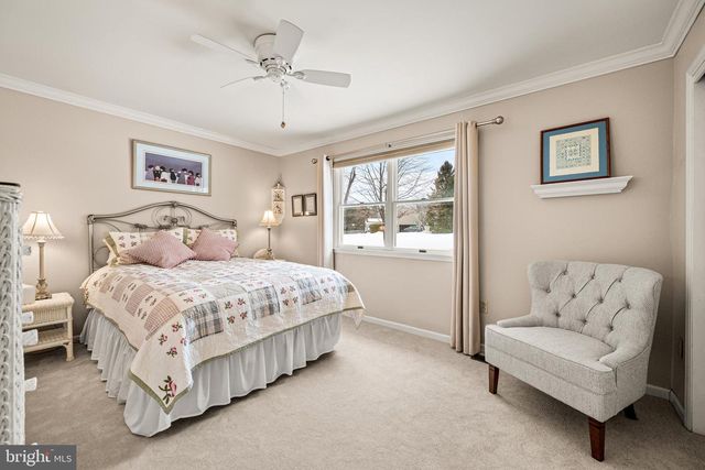 526 BEAUMONT CIR, West Chester, PA 19380