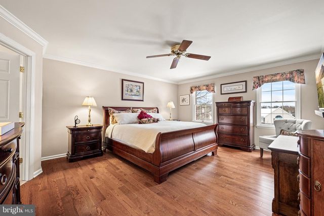 526 BEAUMONT CIR, West Chester, PA 19380