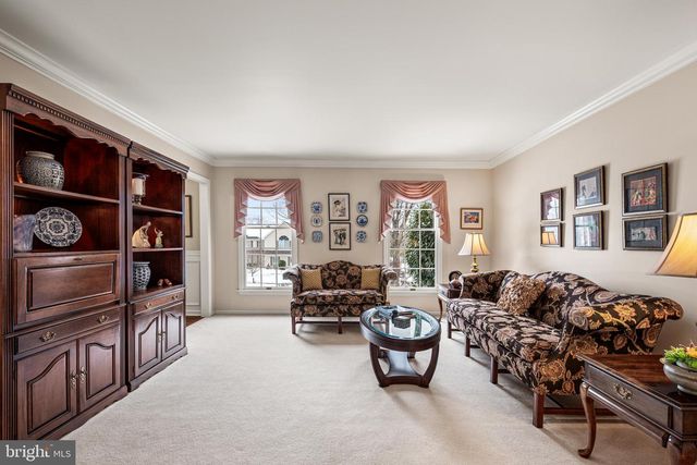 526 BEAUMONT CIR, West Chester, PA 19380