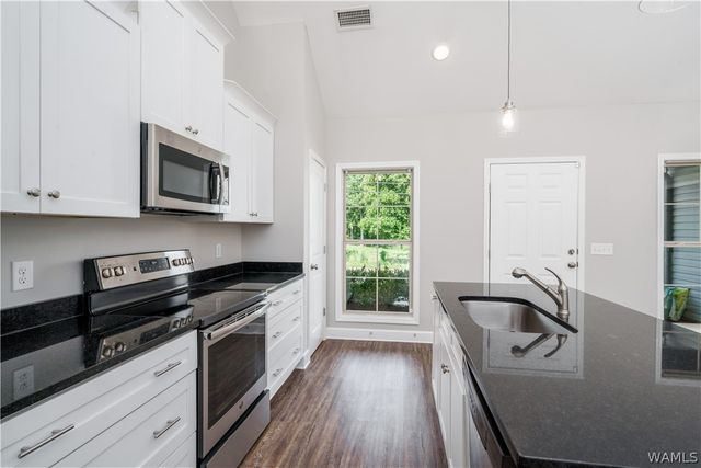 801 34th E, Tuscaloosa, AL 35404