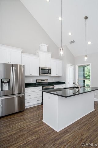 801 34th E, Tuscaloosa, AL 35404