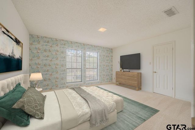 10 Elmwood St., Longview, TX 75604