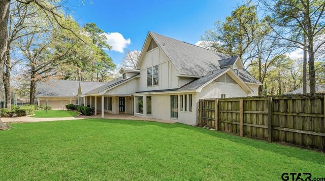 10 Elmwood St., Longview, TX 75604