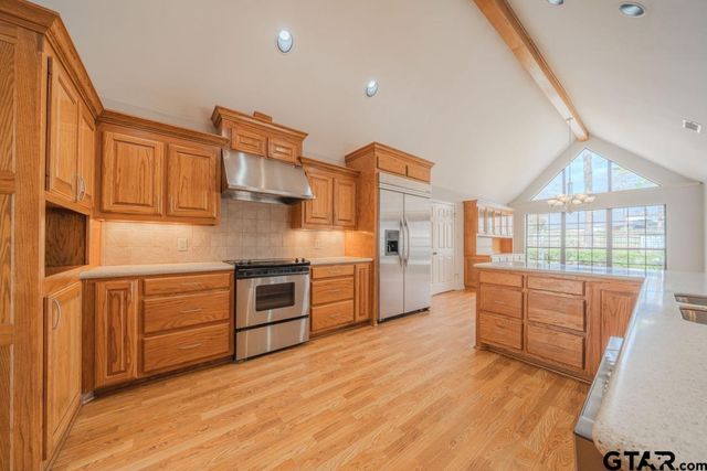 10 Elmwood St., Longview, TX 75604