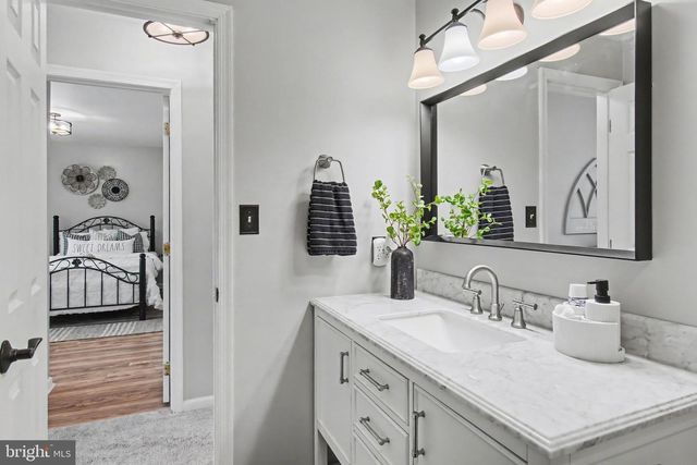 865 ELMWOOD CT, Westminster, MD 21158