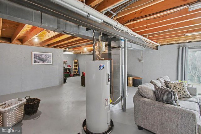 865 ELMWOOD CT, Westminster, MD 21158