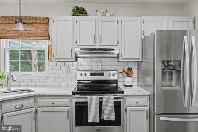 865 ELMWOOD CT, Westminster, MD 21158