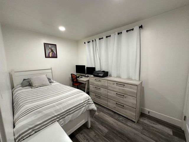 418 Douglas Ave, Oakland, CA 94603