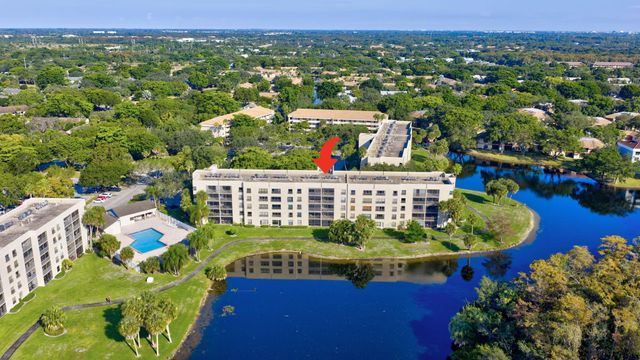 3000 NW 42nd Avenue B404, Coconut Creek, FL 33066