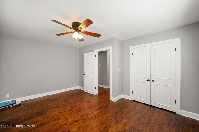 3301 Hunsinger Ln, Louisville, KY 40220